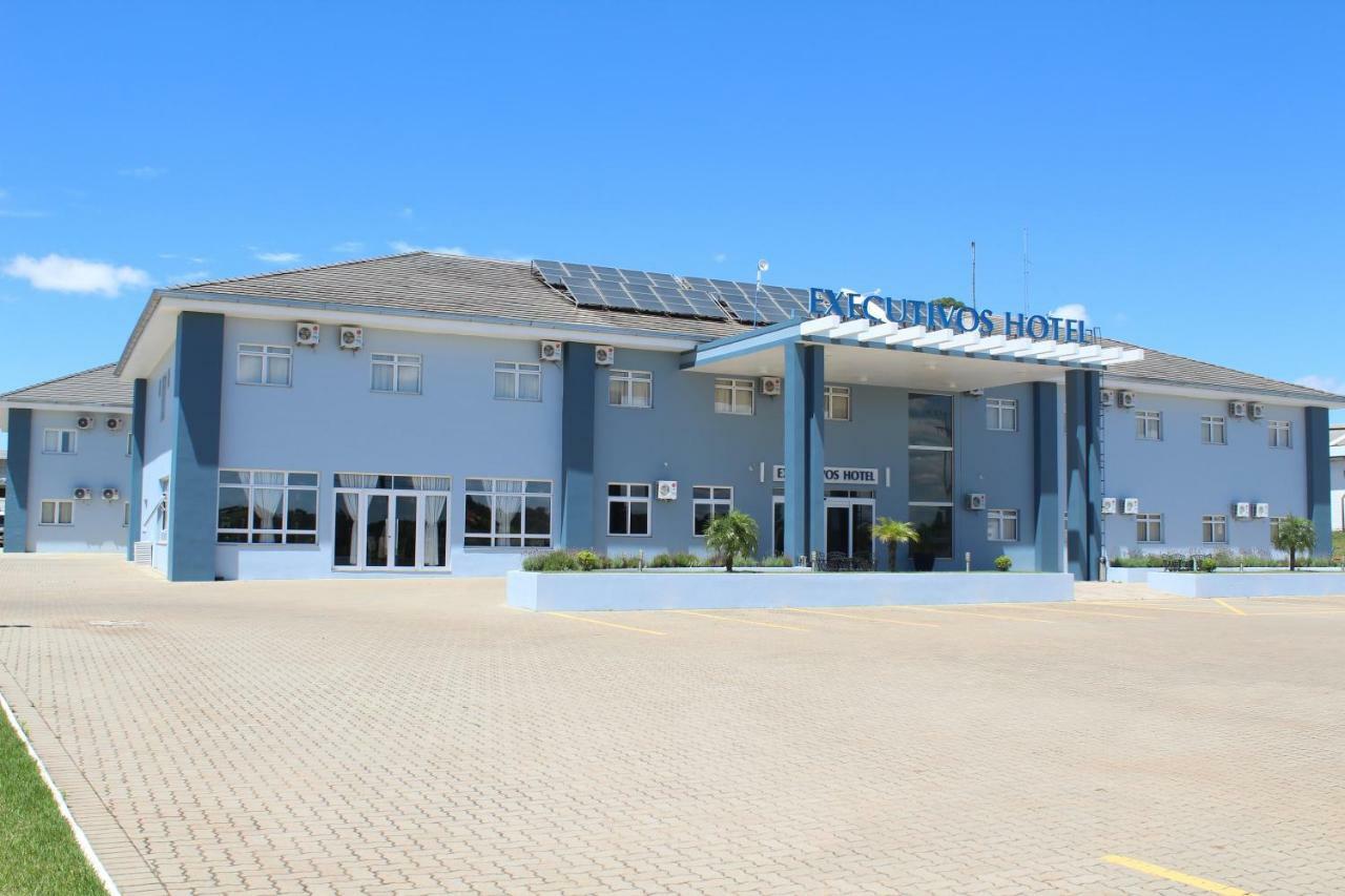 Executivos Hotel Крус-Алта Экстерьер фото